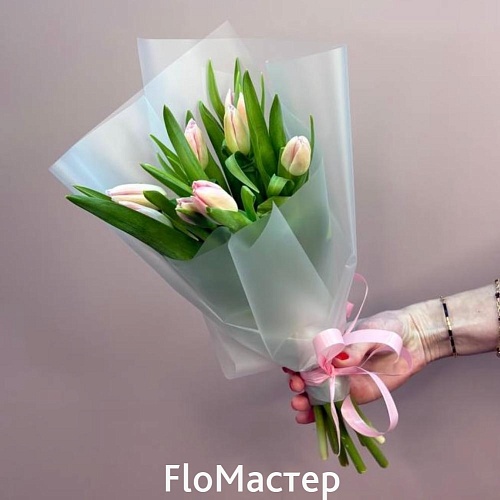 Букет 9 нежно-розовых тюльпанов 
