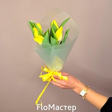 Букет 5 жёлтых тюльпанов 