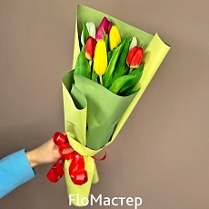 Букет 7 тюльпанов микс в упаковке
