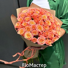 Букет 51 роза Miss Piggy