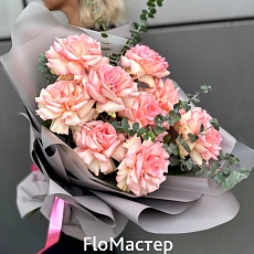 Букет 9 роз Эквадор Esperance