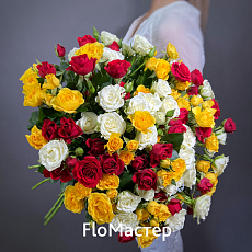 Букет 31 кустовая роза Seren