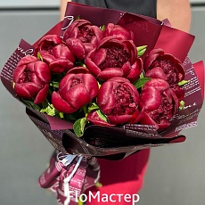 Букет 9 пионов Red Charm