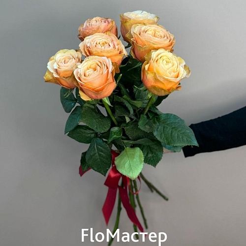 Букет 7 роз Эквадор Kahala