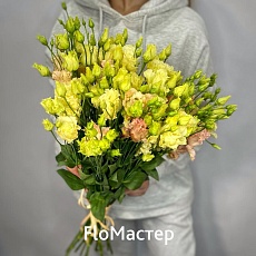 Букет 15 эустом микс