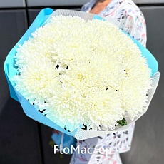 Букет 15 белых хризантем Magnum