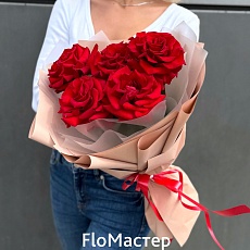 Букет 5 роз Эквадор Chekmate