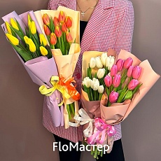 Букет 9 тюльпанов в упаковке