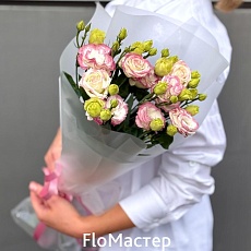 Букет 5 бело-розовых эустом