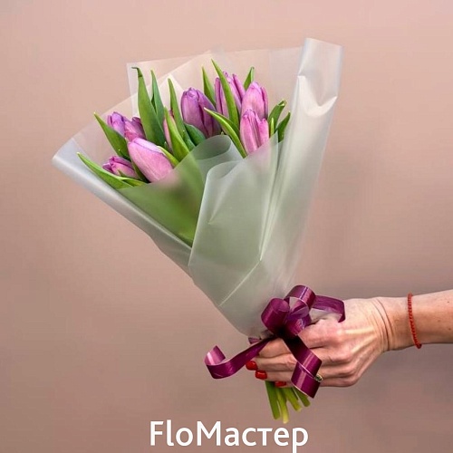 Букет 9 сиреневых тюльпанов 