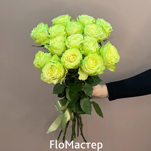 Букет 11 белых роз Lemonad (Эквадор)