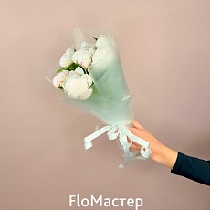 Букет 7 пионов Amalia Olson