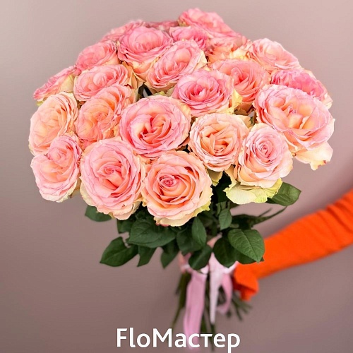 Букет 25 роз Эквадор Esperance