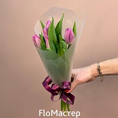 Букет 5 сиреневых тюльпанов 