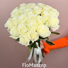 Букет 25 роз Эквадор Playa Blanca