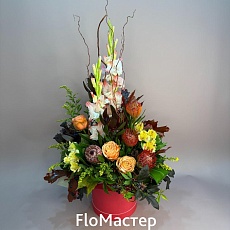 Композиция в шляпной коробке «Бархатная ночь»