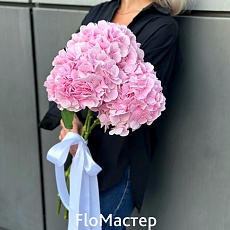 Букет 3 гортензии Pantera