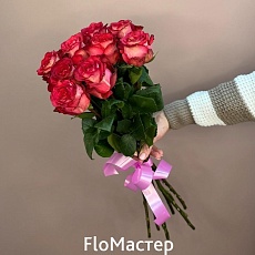 Букет 9 роз Эквадор Iguazu