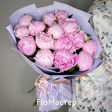 Букет 15 пионов Sarah Bernhardt