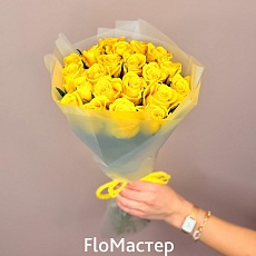 Букет 21 желтая роза в упаковке