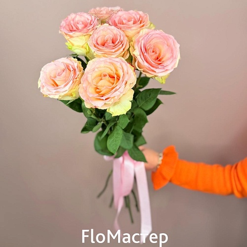 Букет 7 роз Эквадор Esperance