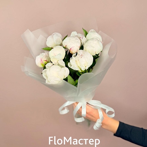 Букет 9 пионов Amalia Olson