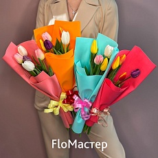 Букет 5 тюльпанов микс в фоамиране