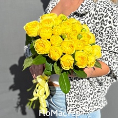 Букет 25 пионовидных роз Catalina