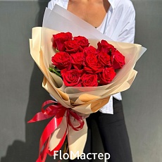 Букет 13 красных роз