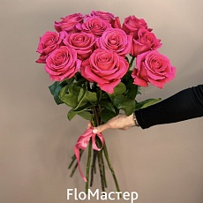 Букет 11 роз Эквадор Pink Floyd