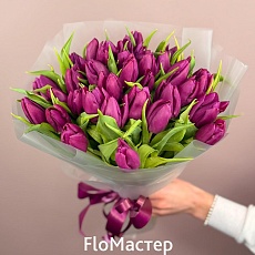 Букет 33 тюльпана Purple