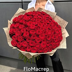 101 роза Ред Наоми