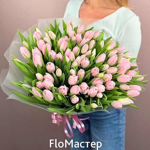Букет 101 нежно-розовый тюльпан