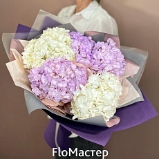 Букет 5 гортензий