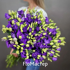 Букет 25 фиолетовых эустом